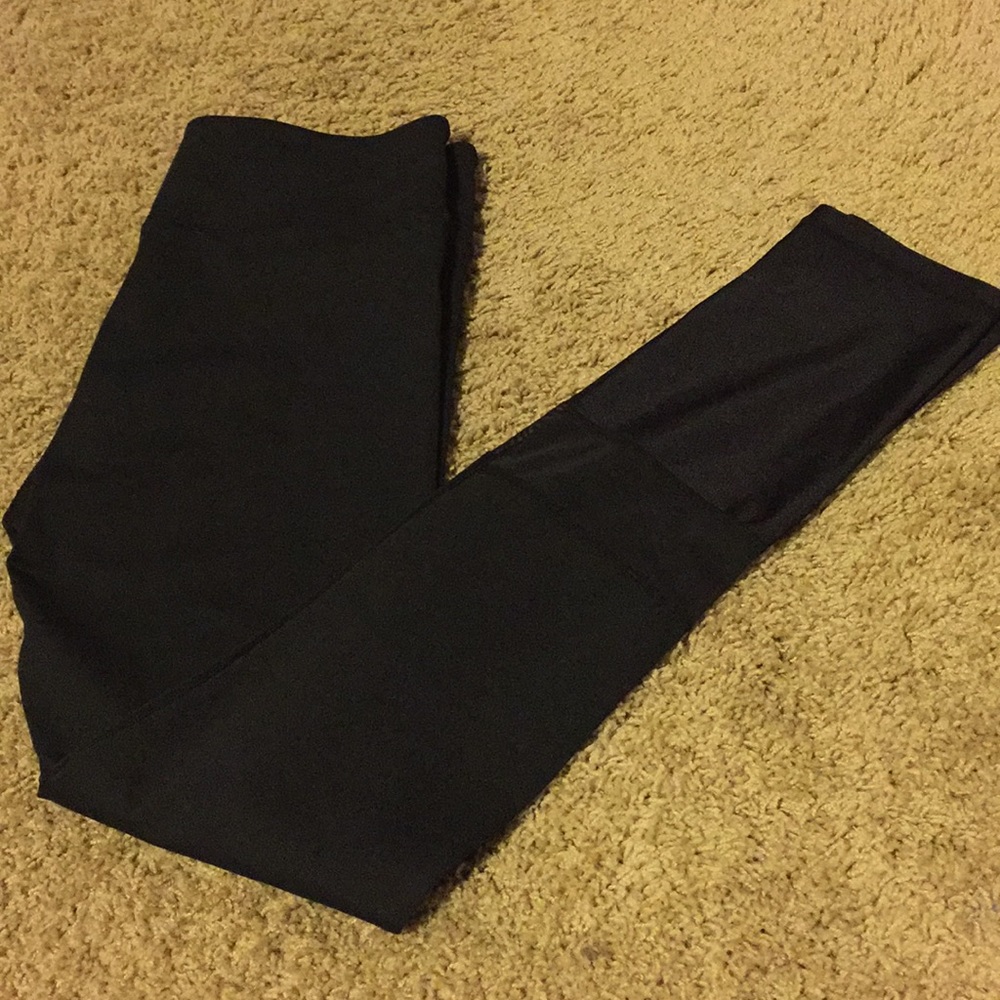 Black leggings